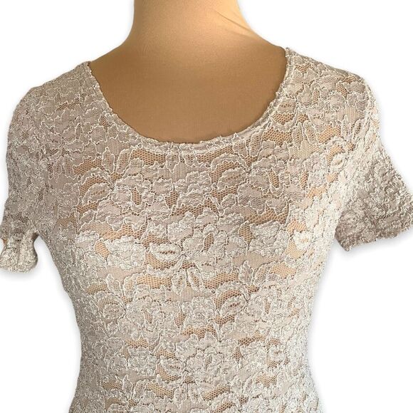 Vintage Lace Top Floral Sheer Blouse Off-White Short Sleeve Crew Neck Scoopneck - Picture 3 of 9